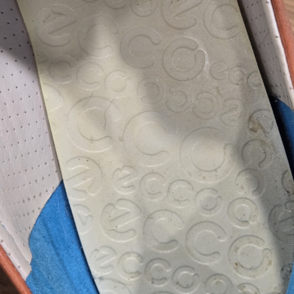 Ecco Women's Orange Leather Sneakers with Blue Soles - Picture 5 of 8
